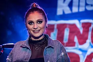 Daya, photo by Justin Higuchi from Los Angeles, CA, USA