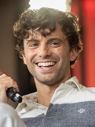 Mark Ambor, photo by Harald Krichel