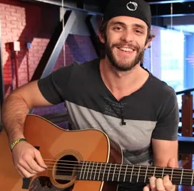Thomas Rhett, photo by Lunchbox LP